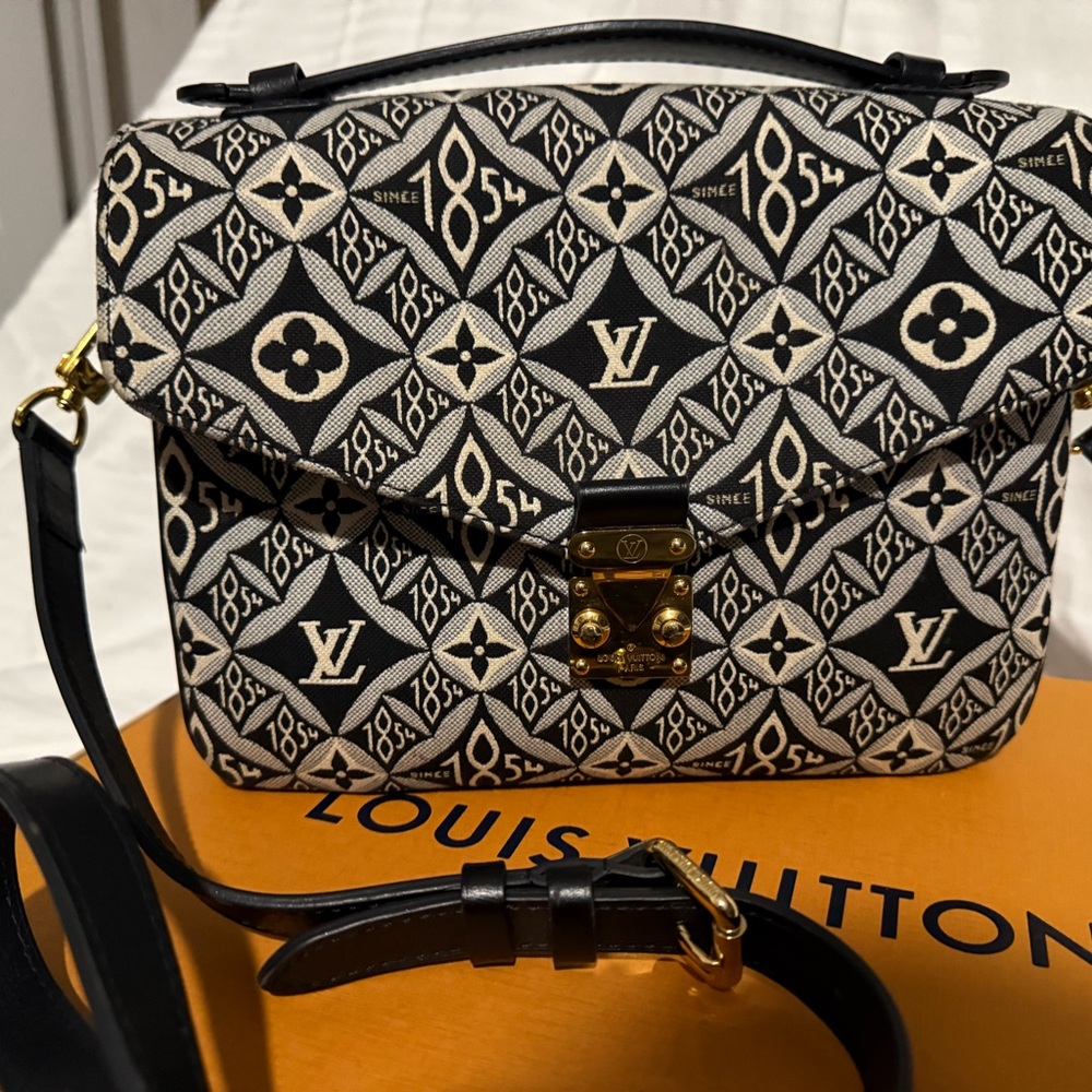 Louis Vuitton Monogram Black and Cream Crossbody Bag